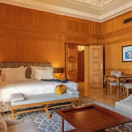 De - Small Luxury Of The World Lisboa