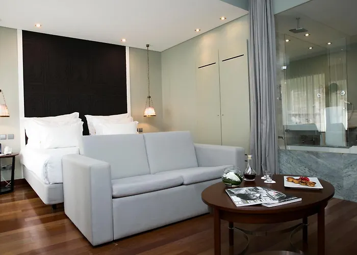 De - Small Luxury Of The World 5* Lisbon