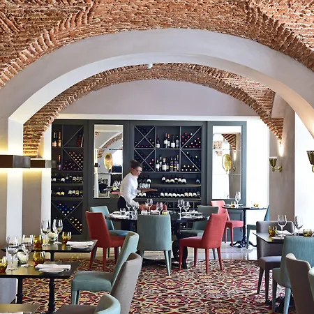 Hotel De - Small Luxury Of The World 5*