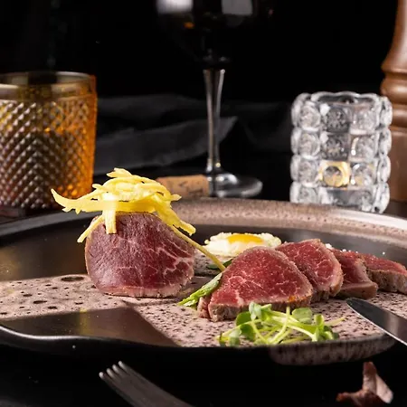 De - Small Luxury Of The World 5* Lisbon