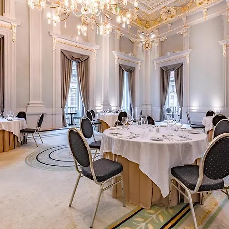 De - Small Luxury Of The World Lisbon