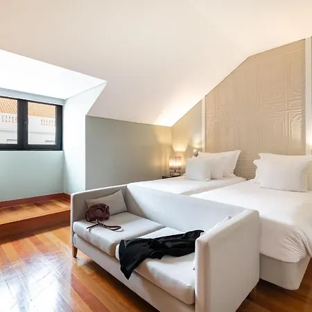 De - Small Luxury Of The World