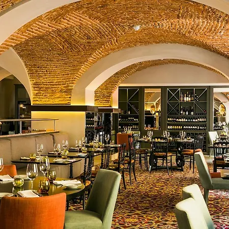 De - Small Luxury Of The World 5*