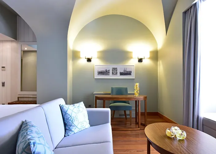 De - Small Luxury Of The World 5* Lissabon