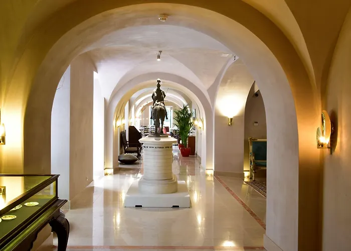 De - Small Luxury Of The World Hotel 5*