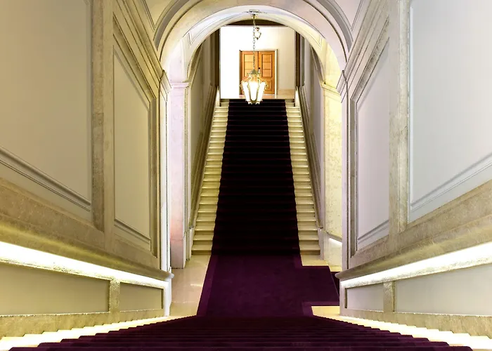 De - Small Luxury Of The World Lissabon